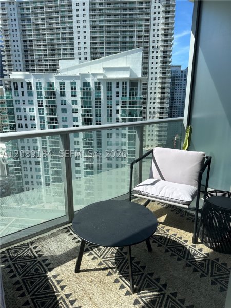 Alquiler de apartamento en Brickell House Condo 2213