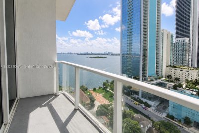 Comprar apartamento en The Crimson Miami 1806