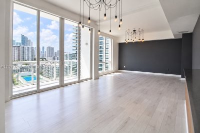 Comprar apartamento en The Crimson Miami 1806