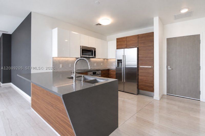 Comprar apartamento en The Crimson Miami 1806