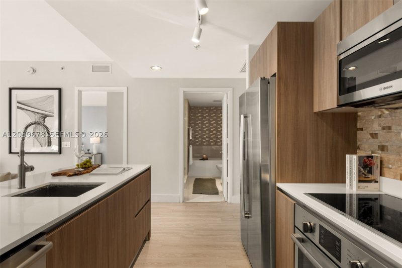 Property photo # 9