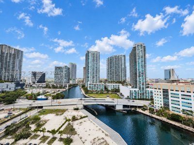 Brickell on the River North Apt #1805