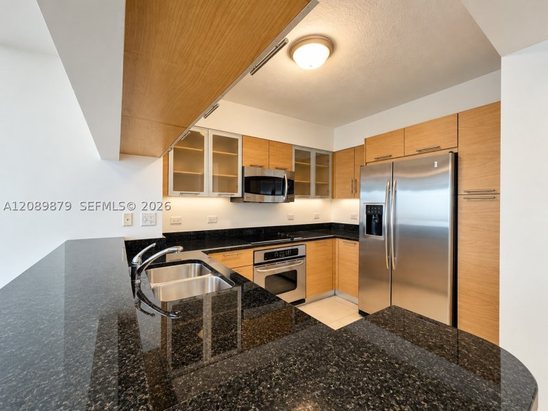 Apartment for rent at Brickell on the River North 1805