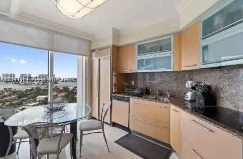 Alquiler de apartamento en Ocean Three 1906