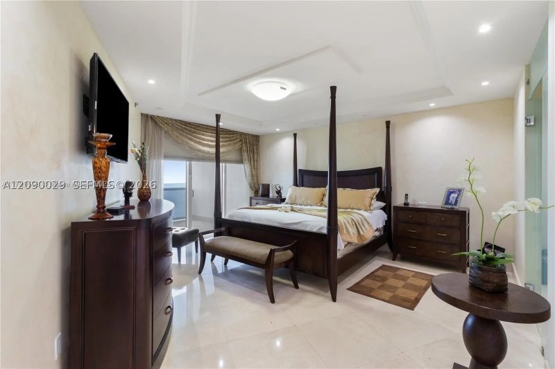 Alquiler de apartamento en Ocean Three 1906