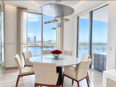Comprar apartamento en Marina Palms Yacht Club 2210