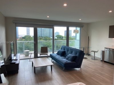 Comprar apartamento en Le Parc at Brickell 811