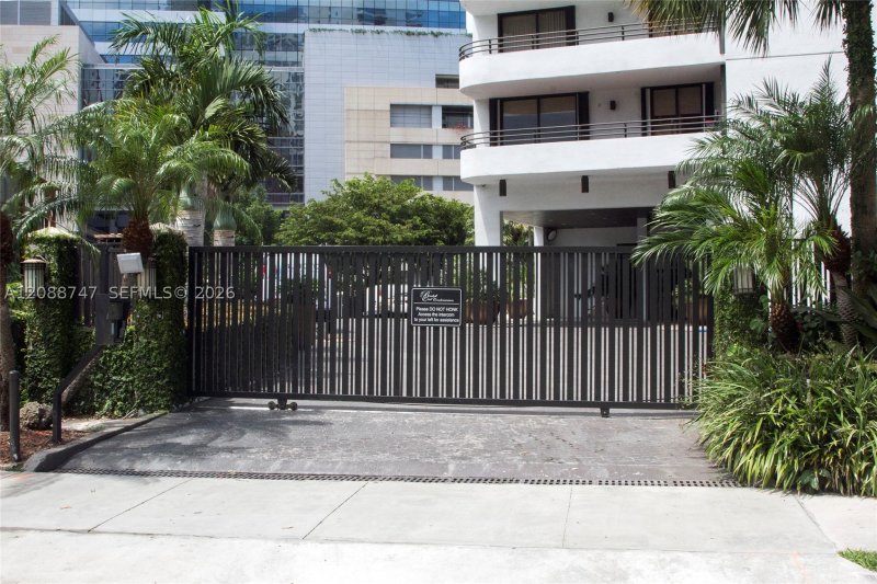 Property photo # 4