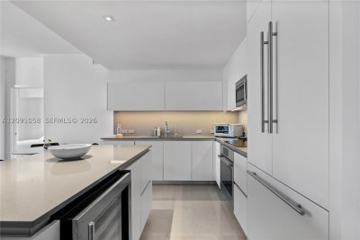 Comprar apartamento no Brickell City Centre Rise 809