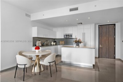 Comprar apartamento no Brickell City Centre Rise 809
