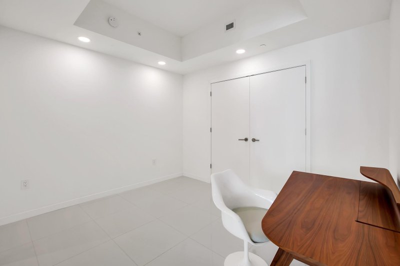 Condo for sale at Paramount Miami WorldCenter 2005