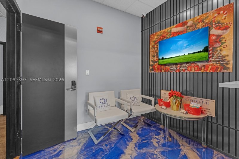 Condo for sale at Sailboat Cay CUT1