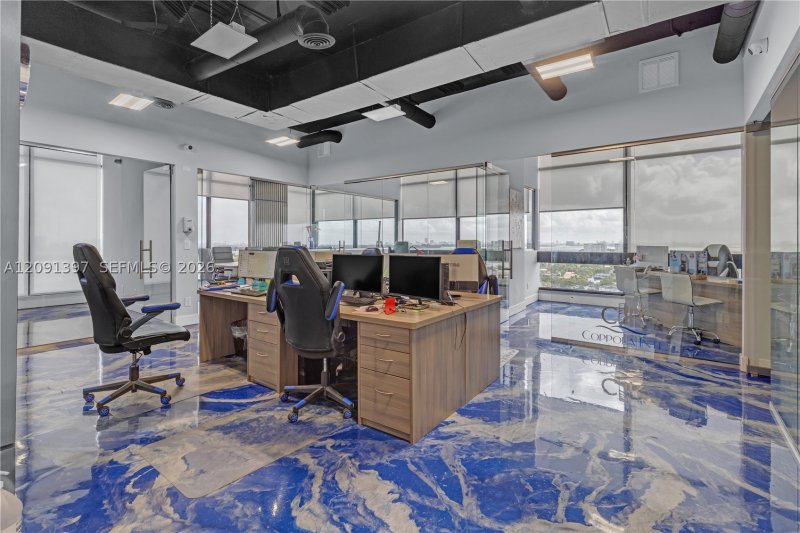Condo for sale at Sailboat Cay CUT1