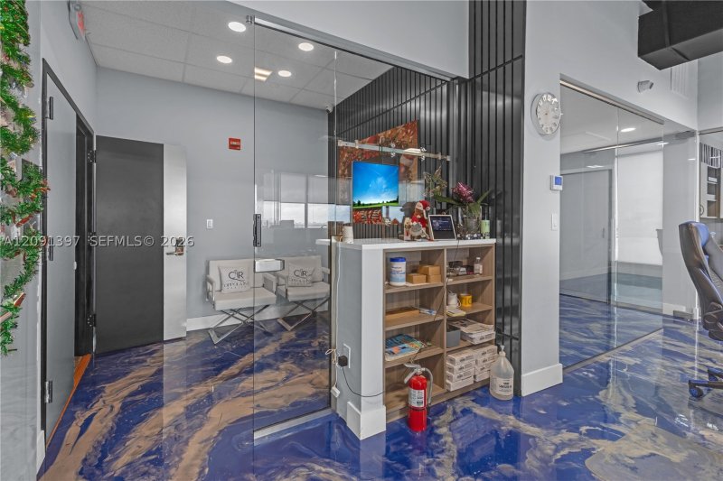 Condo for sale at Sailboat Cay CUT1