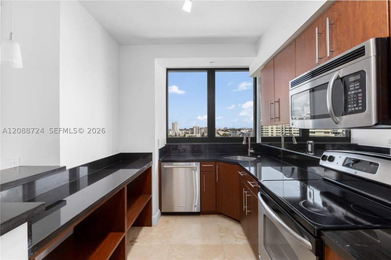 Condo for sale at Waverly 1111