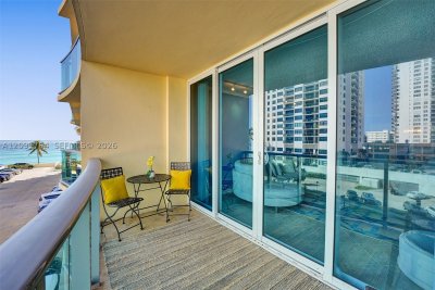 The Wave Condo Apt #401