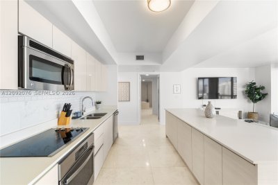 Comprar apartamento no Beachwalk T1601