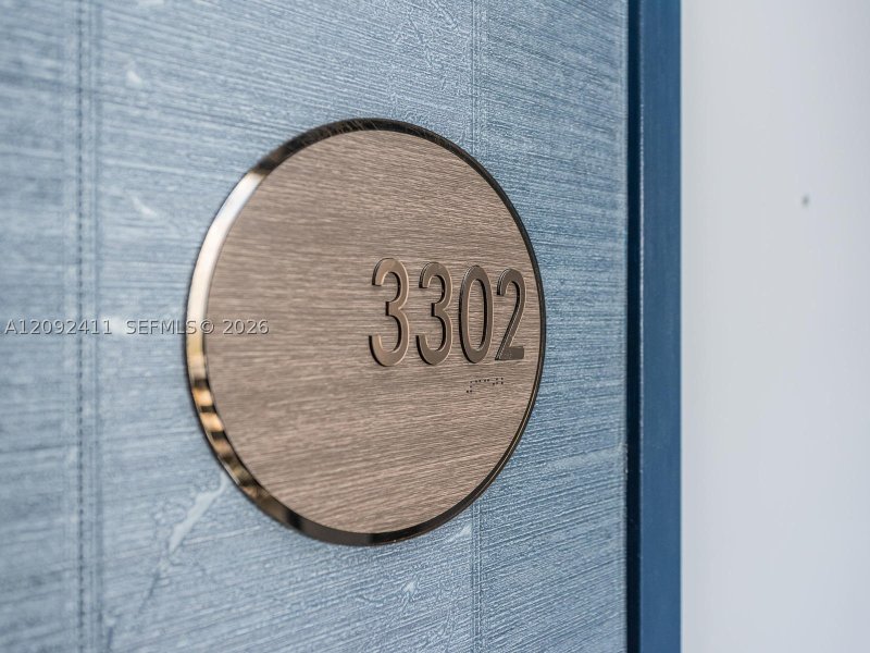 Comprar apartamento no Paraiso Bay Miami 3302