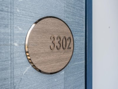 Comprar apartamento no Paraiso Bay Miami 3302