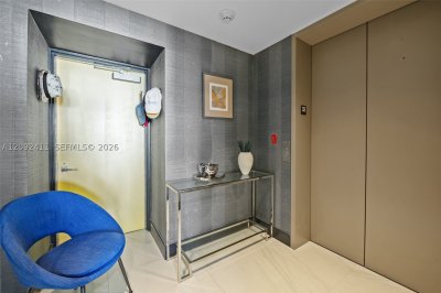 Comprar apartamento no Paraiso Bay Miami 3302