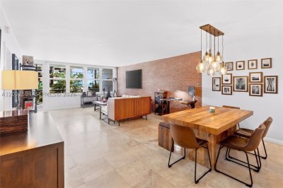 Seacoast 5700 Apt #3M