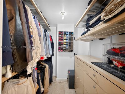 Comprar apartamento en Seacoast 5700 3M