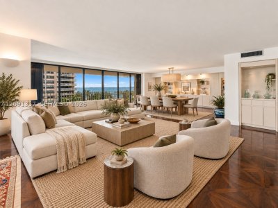 Comprar apartamento no Grove Isles Tower II B609
