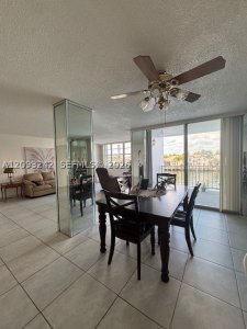 Comprar apartamento en Trafalgar Towers 304