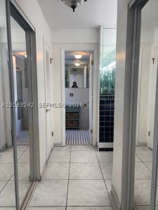 Comprar apartamento en Trafalgar Towers 304