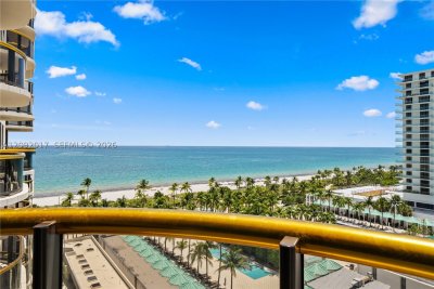 Comprar apartamento no Bal Harbour Tower Condo 9J