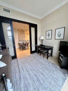 Comprar apartamento en Turnberry On The Green TS-03