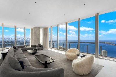 Comprar apartamento no Aston Martin Residences 5801C