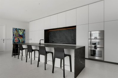 Comprar apartamento no Aston Martin Residences 5801C