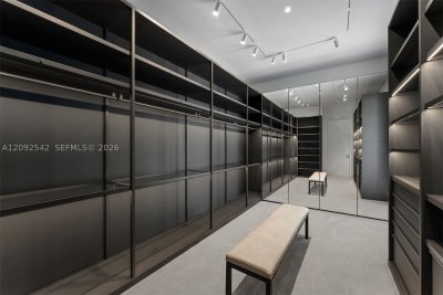Comprar apartamento no Aston Martin Residences 5801C