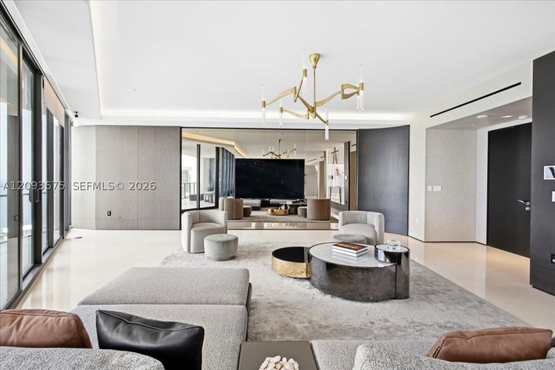 Apartment for rent at One Thousand Museum 4102