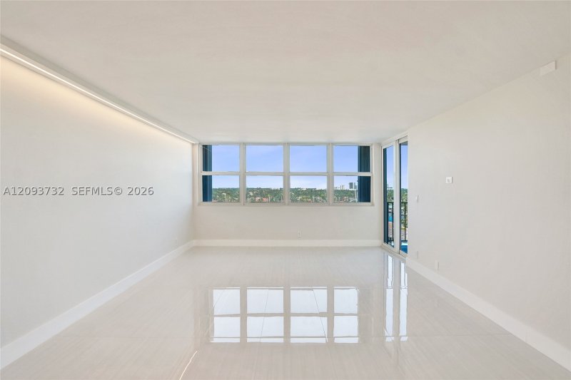 Apartment for rent at Trafalgar Towers 1205