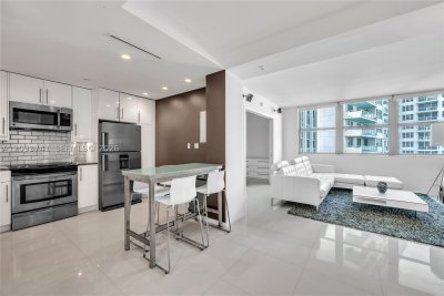 Aluguel de apartamento no Crystal House 7A