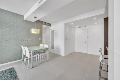 Aluguel de apartamento no Crystal House 7A