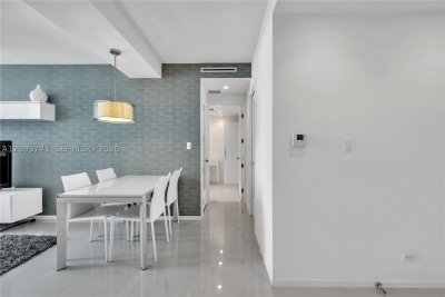 Aluguel de apartamento no Crystal House 7A