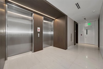 Aluguel de apartamento no Aston Martin Residences 2809