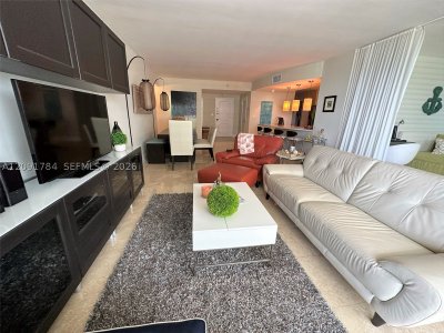 Aluguel de apartamento no Corinthian Condo 14E