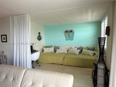 Aluguel de apartamento no Corinthian Condo 14E