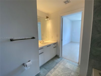 Aluguel de apartamento no Avenue on Brickell 1060 Tower 3105