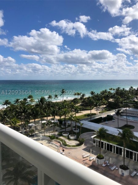 Apartment for rent at Harbour House 715