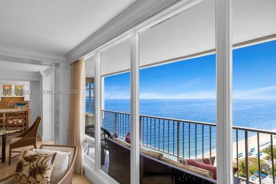 Comprar apartamento no Plaza South 18N