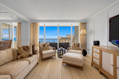 Comprar apartamento no Plaza South 18N