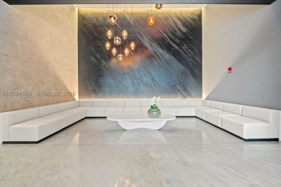 Comprar apartamento no Centro Condo 2606