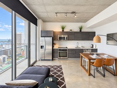 Comprar apartamento no Centro Condo 2606