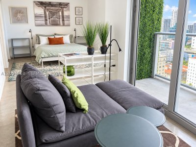 Comprar apartamento no Centro Condo 2606