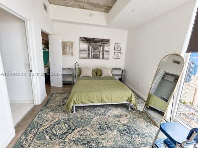 Comprar apartamento no Centro Condo 2606